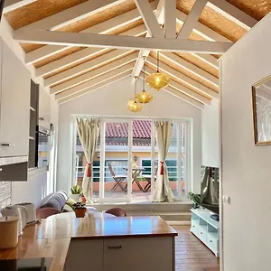 Janelas Verdes - Peaceful Views Apartment Lisbon